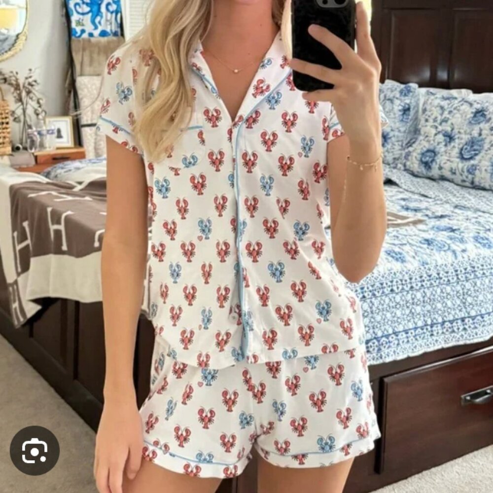Roller Rabbit Maine Lobster Polo Pajama Set-- Size M